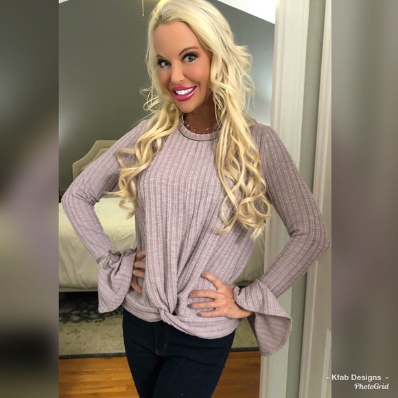 💕🛍LAST 1! Lilac Bow Flare Sleeve Sweater - Picture 3 of 7